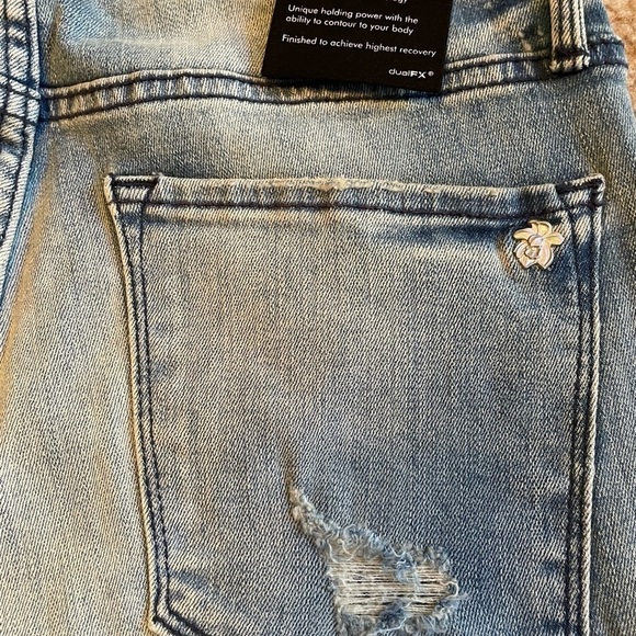 Black Orchid Denim Bardot Straight Fray - Hotline - Picture 13 of 15
